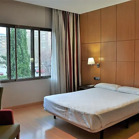 Hotel Feria 3*